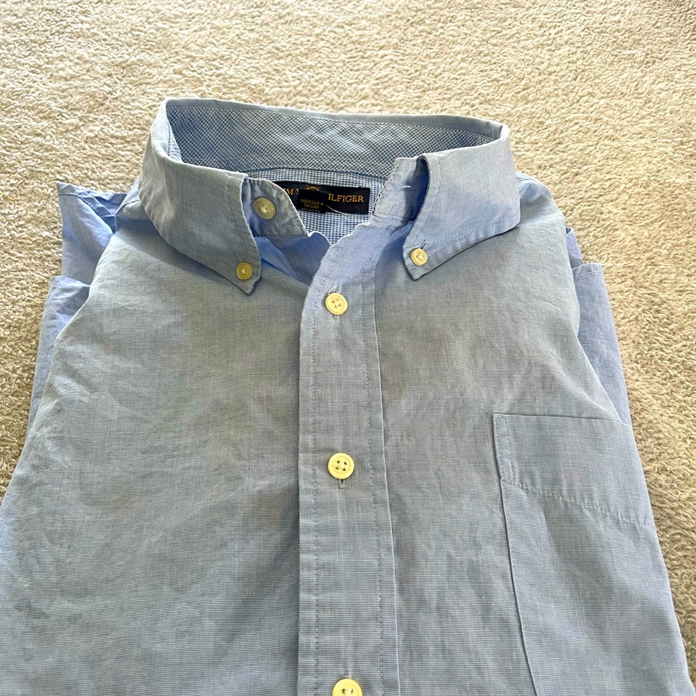 Men’s Button down - Picture 2 of 2